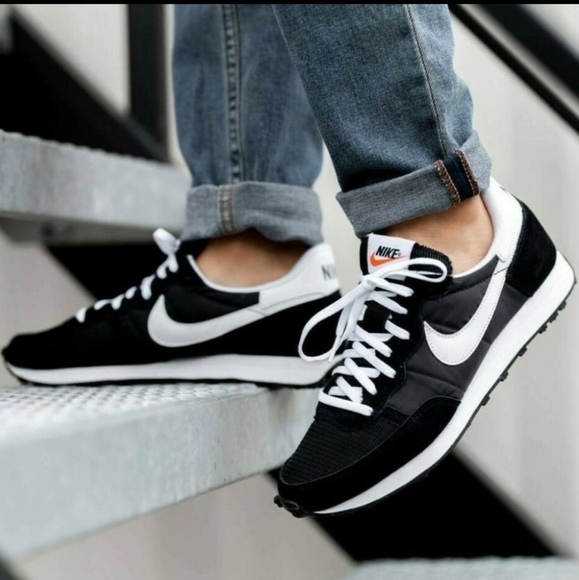 Nike Other - Nike Challenger OG Black/White Men's 10.5